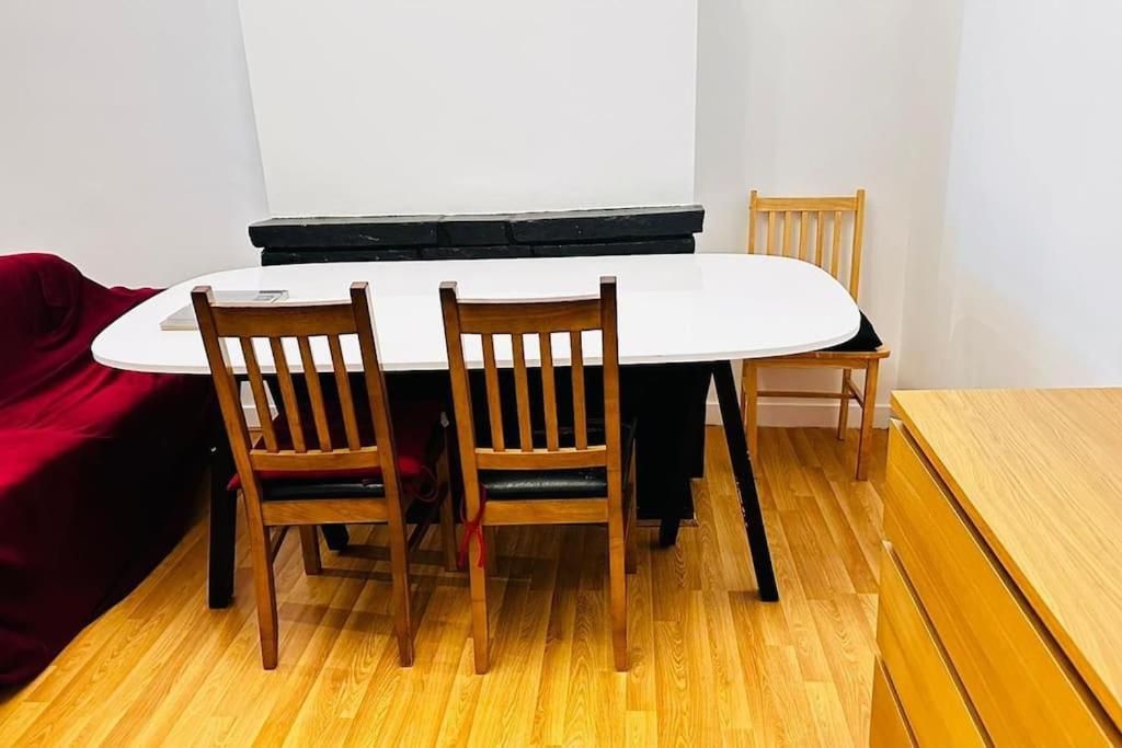 3 Bed House East London Home Luaran gambar