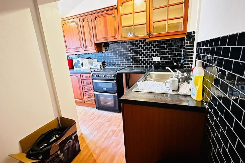 3 Bed House East London Home Luaran gambar